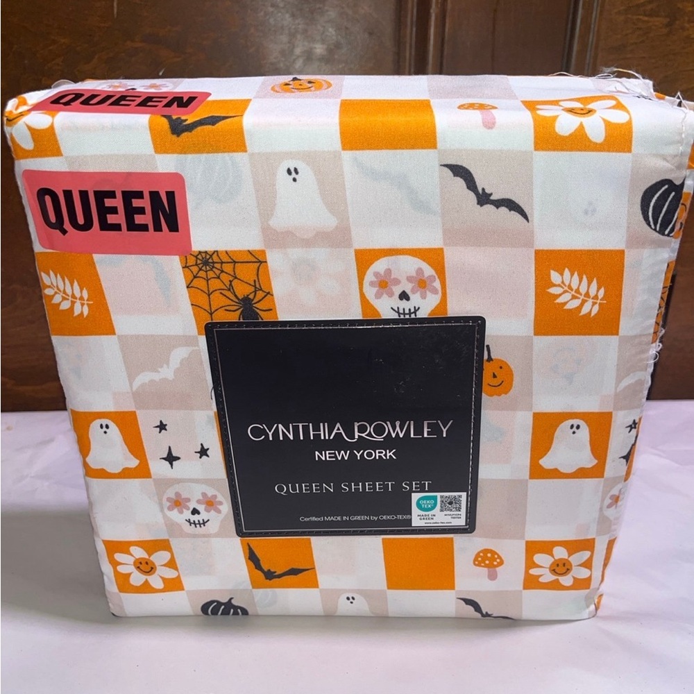 Cynthia Rowley Halloween Queen sheet set